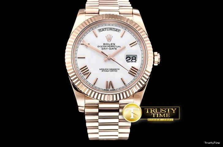 0926 RDD0218A – DayDate 40mm Casual 690